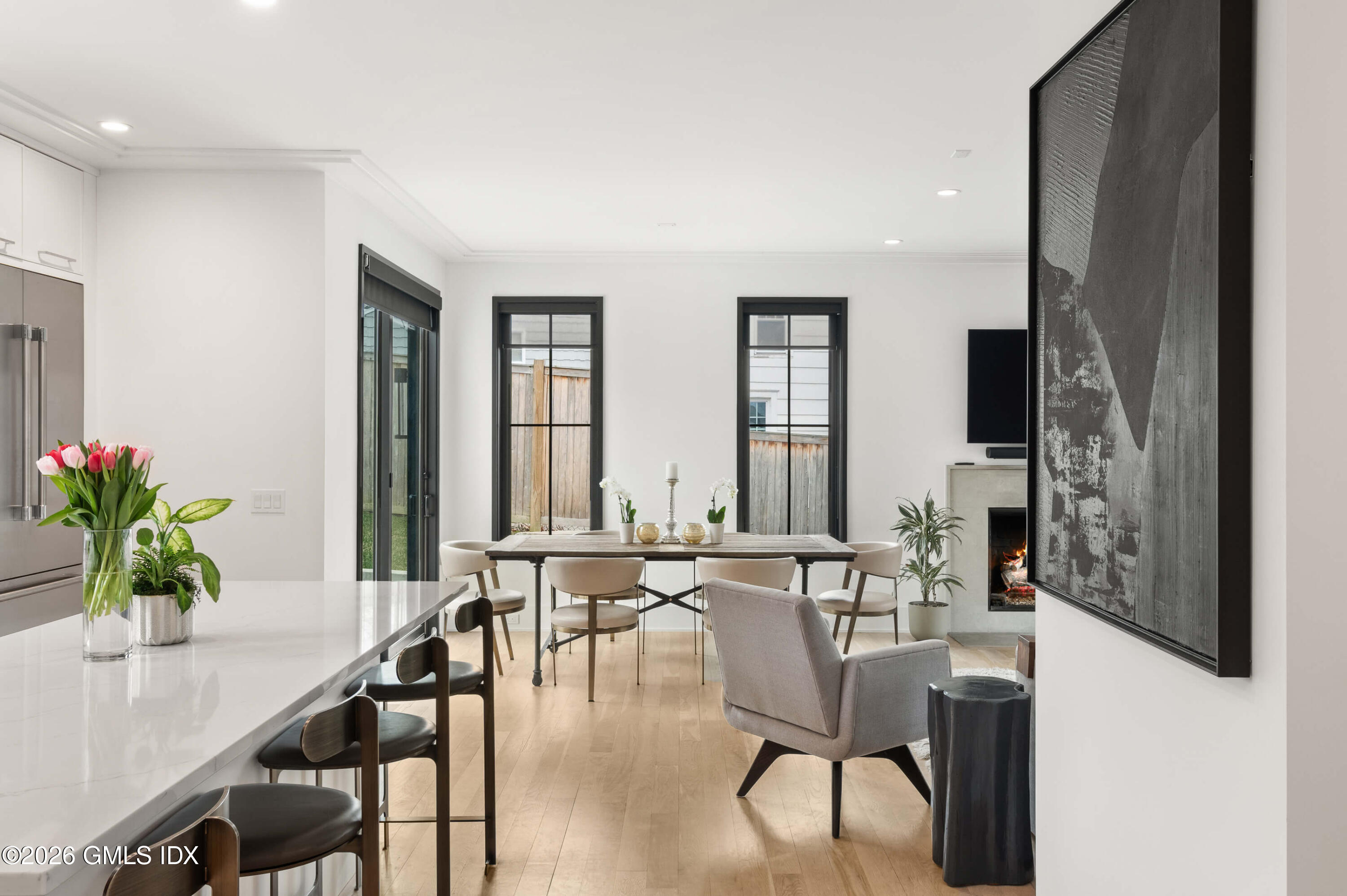 40 Richmondville Avenue