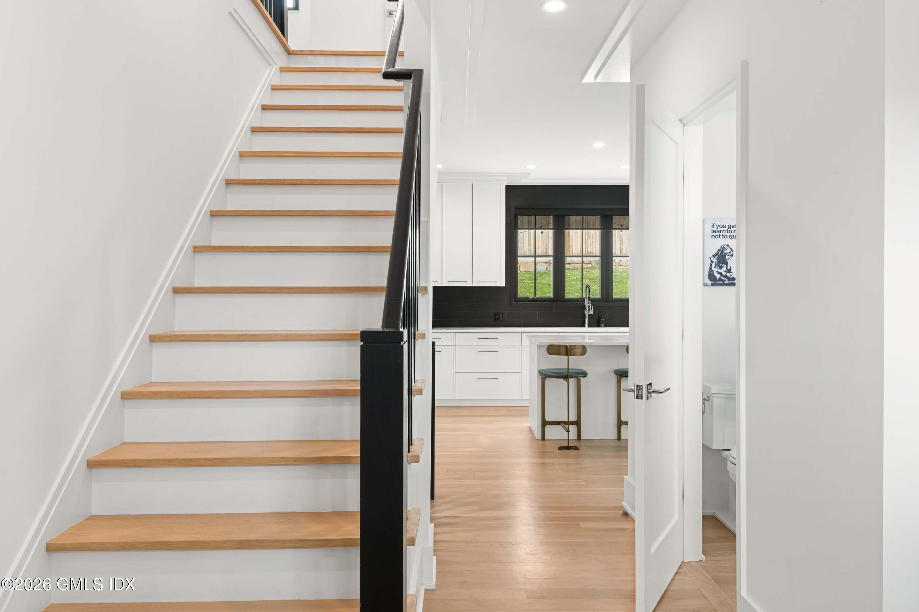 40 Richmondville Avenue