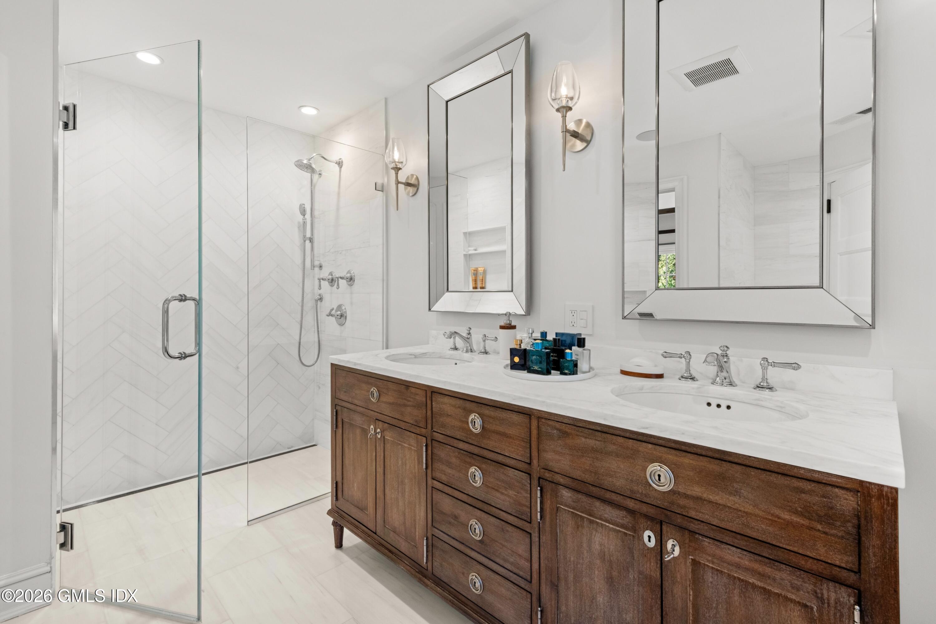 6 Carpenters Brook Road