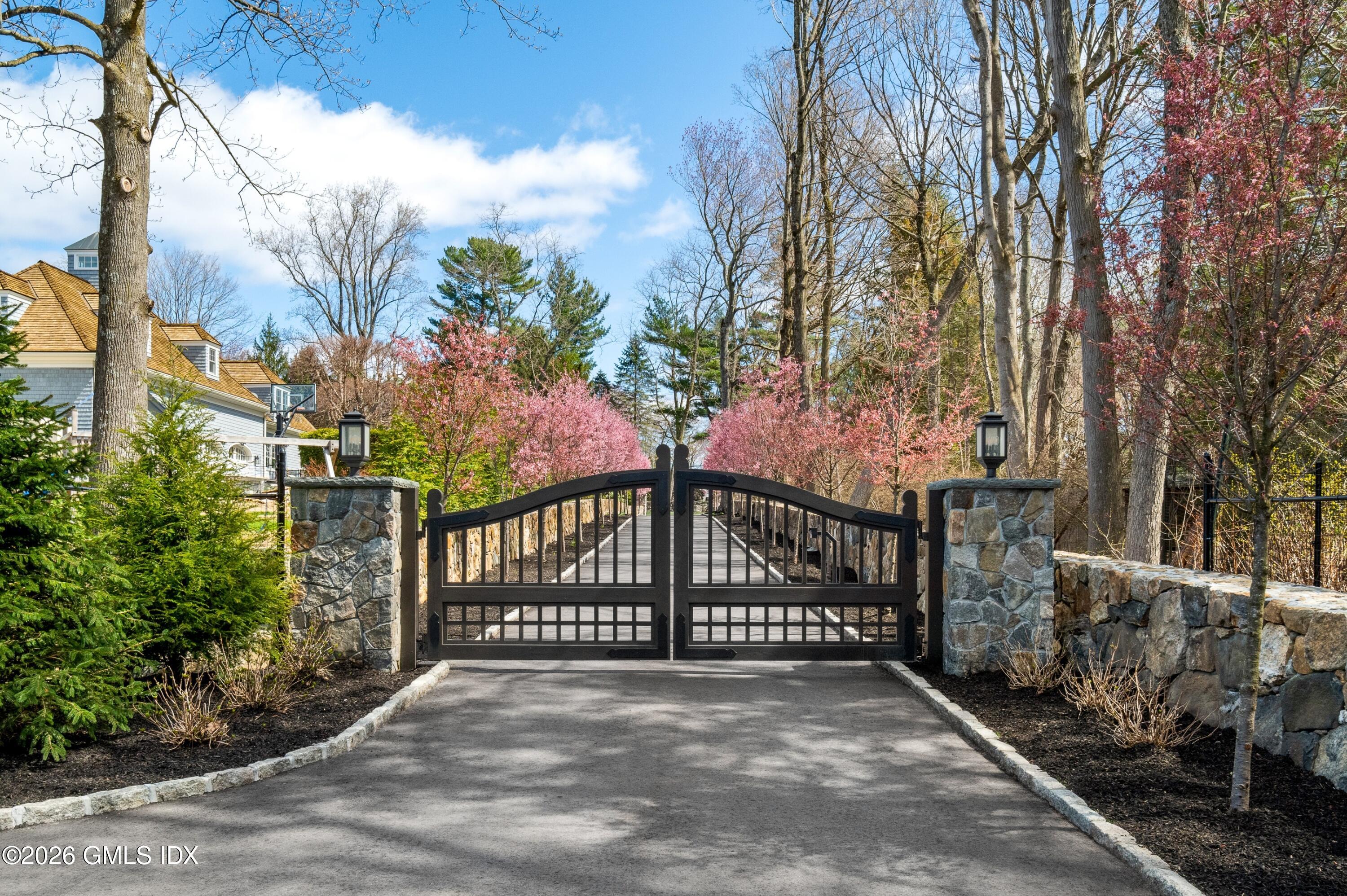 6 Carpenters Brook Road