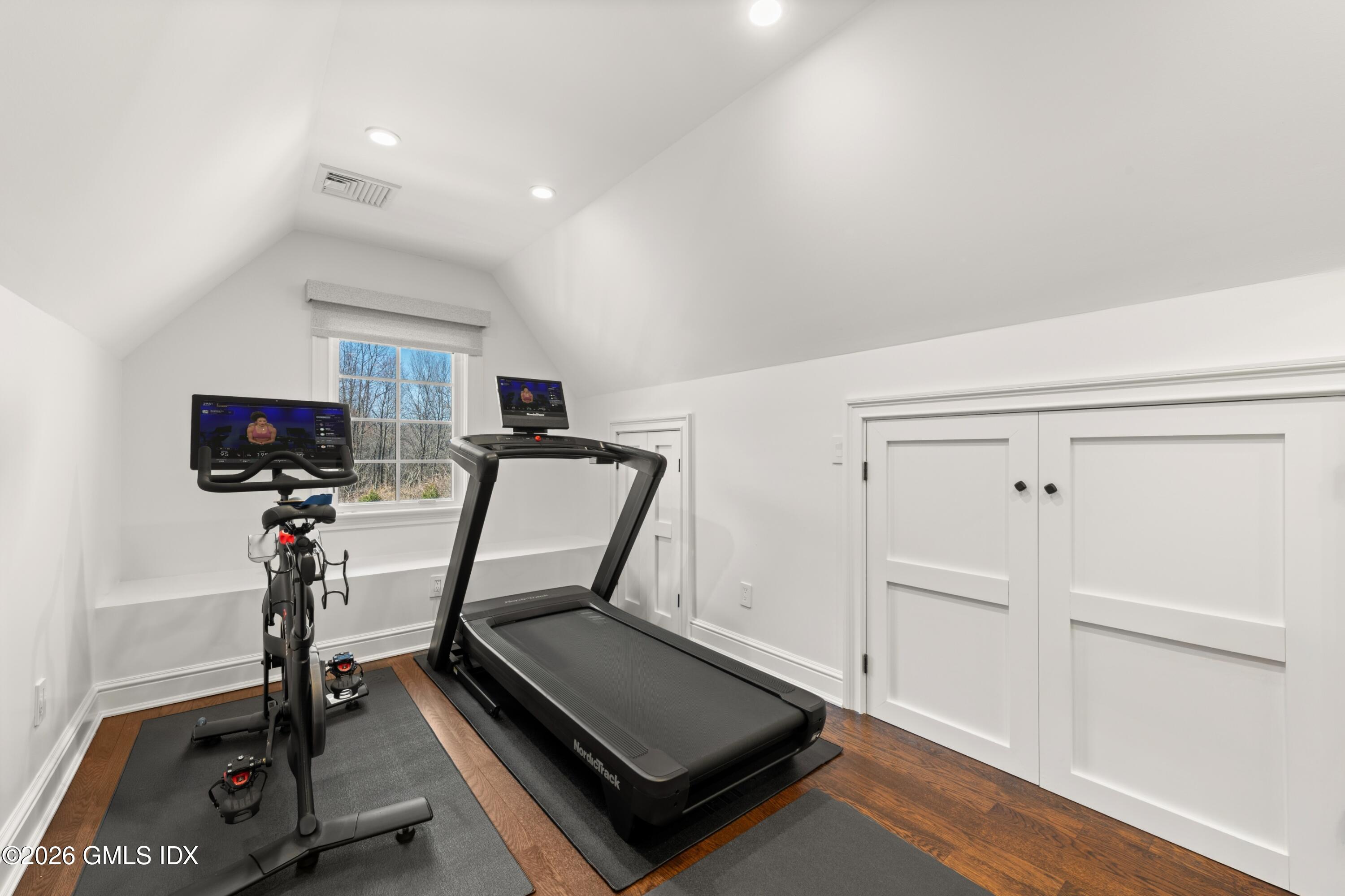 6 Carpenters Brook Road