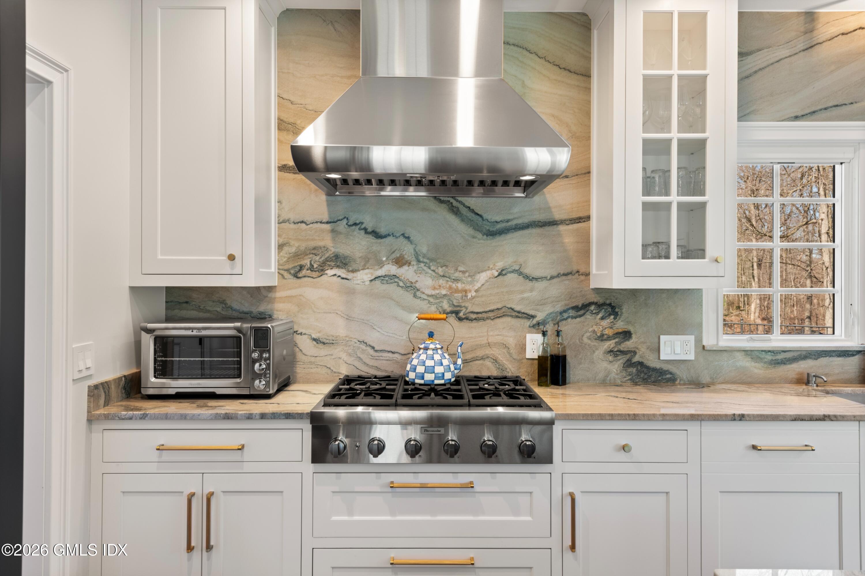 6 Carpenters Brook Road