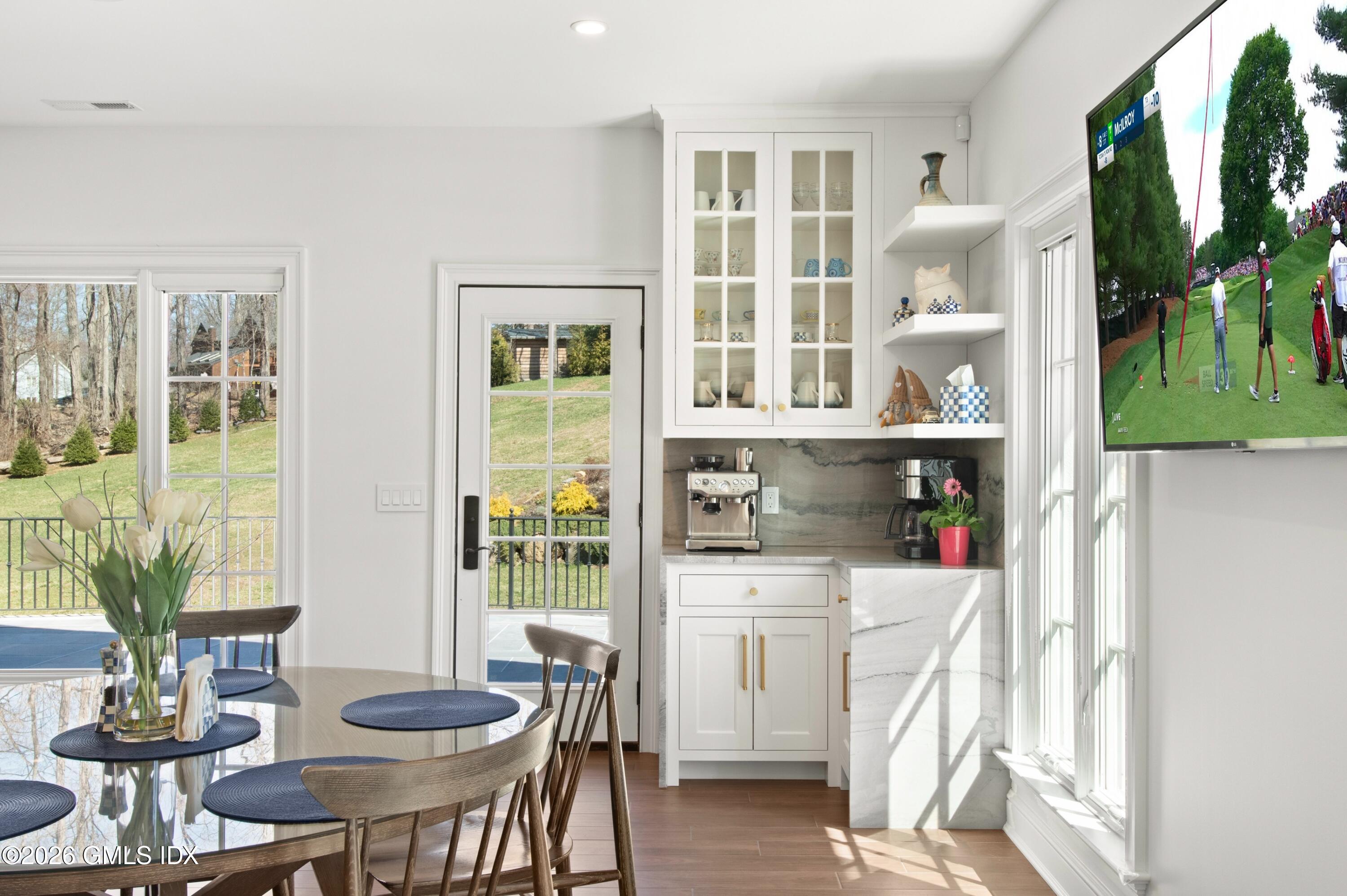 6 Carpenters Brook Road