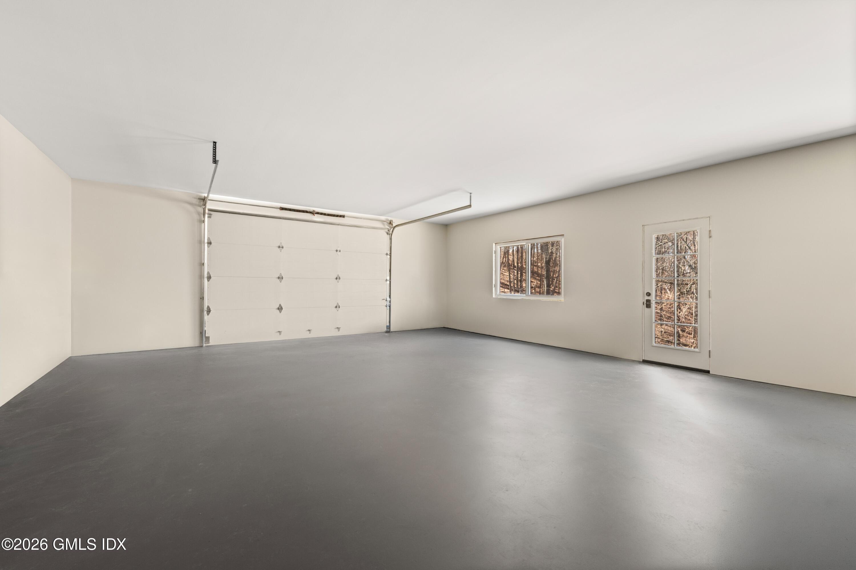 6 Carpenters Brook Road