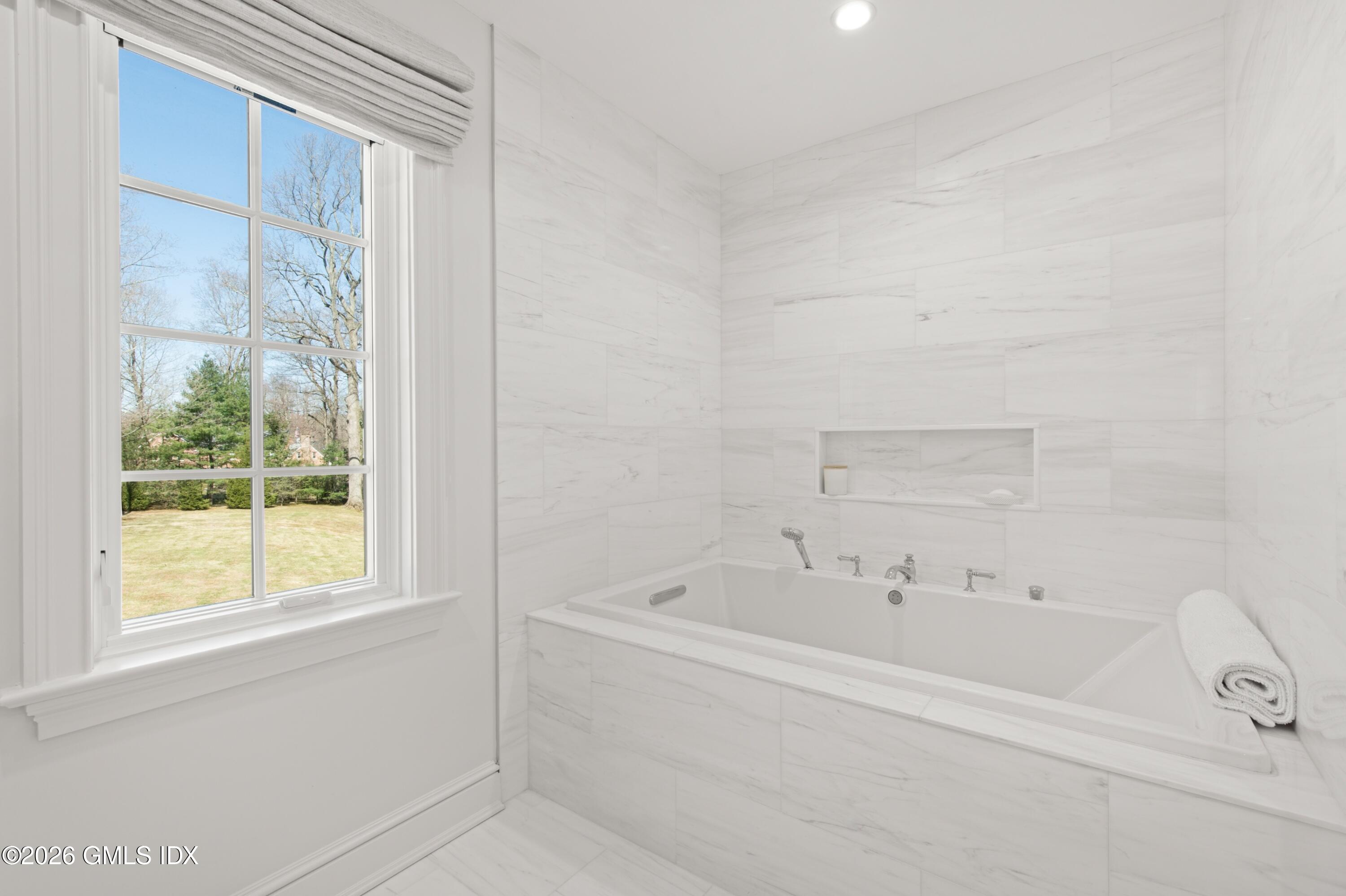 6 Carpenters Brook Road