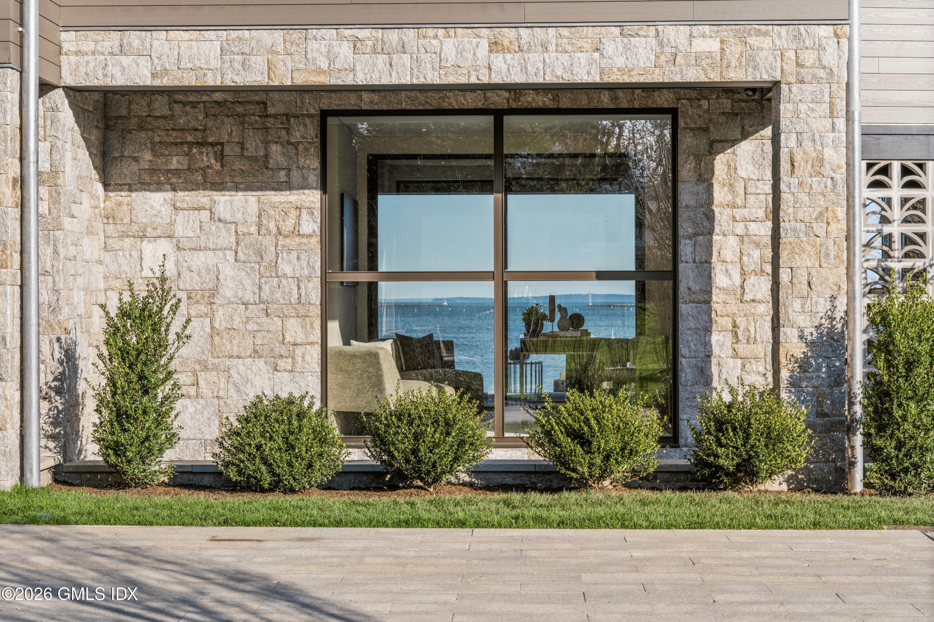 58 Shore Road