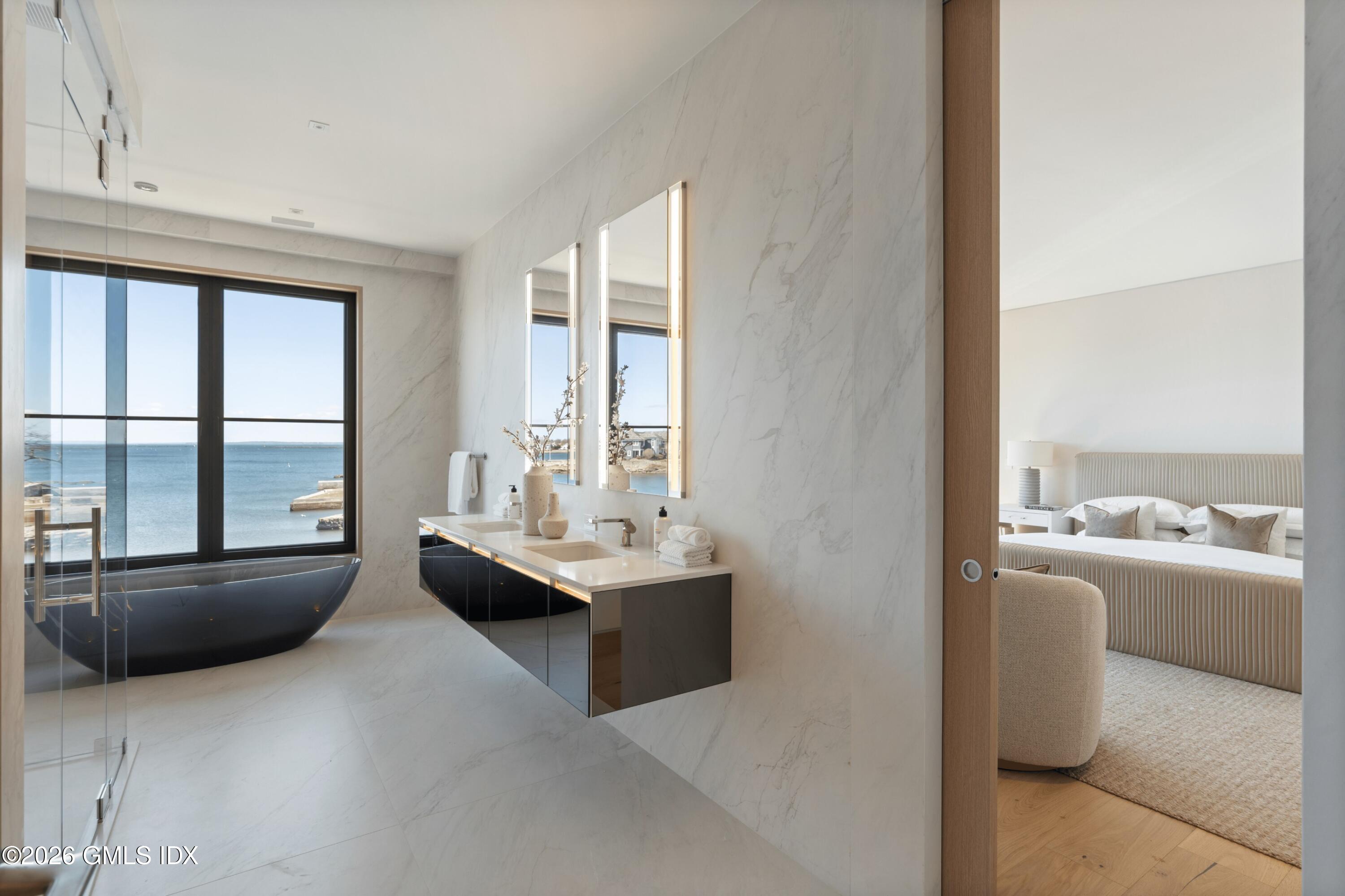 58 Shore Road