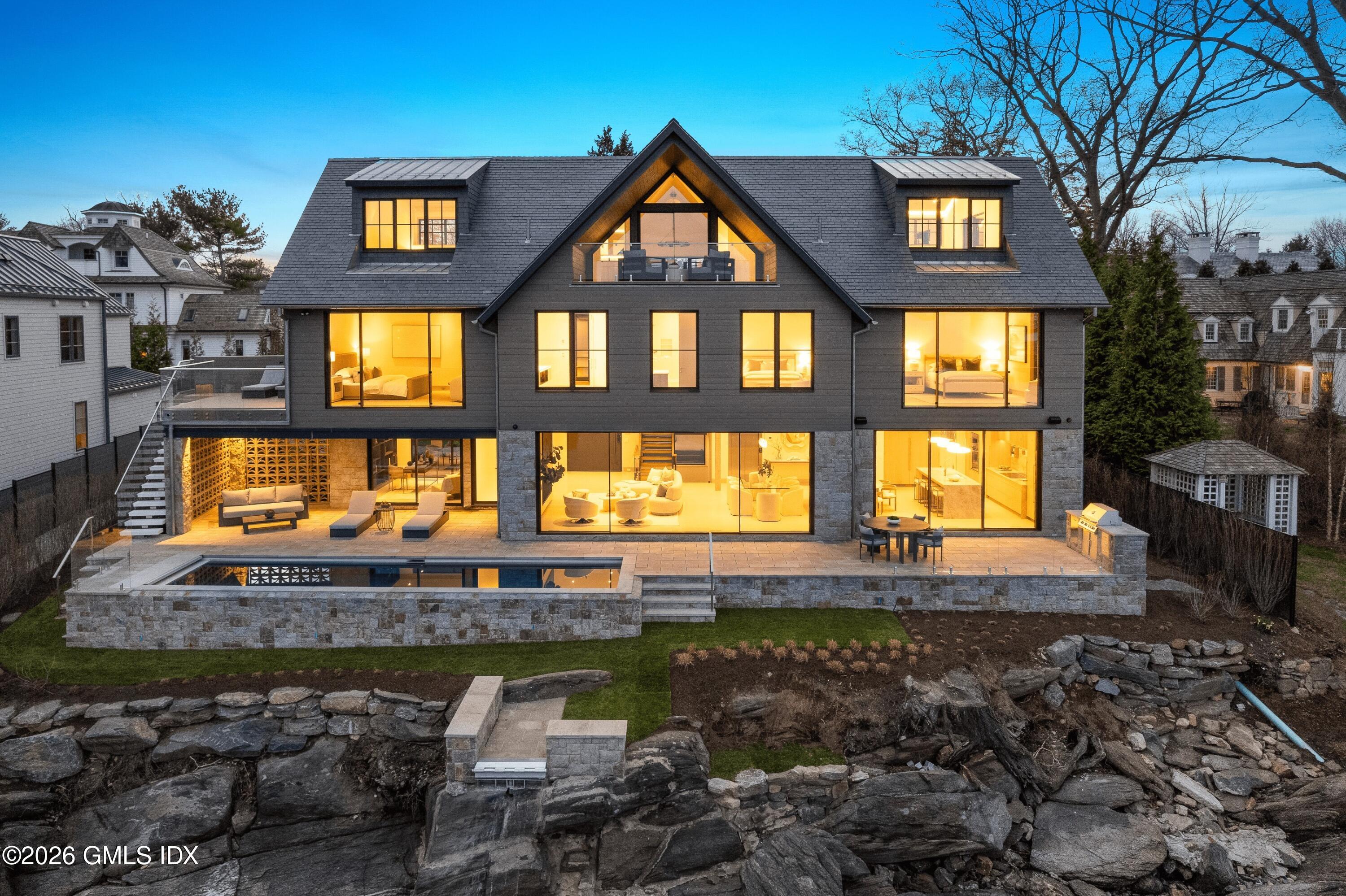 58 Shore Road