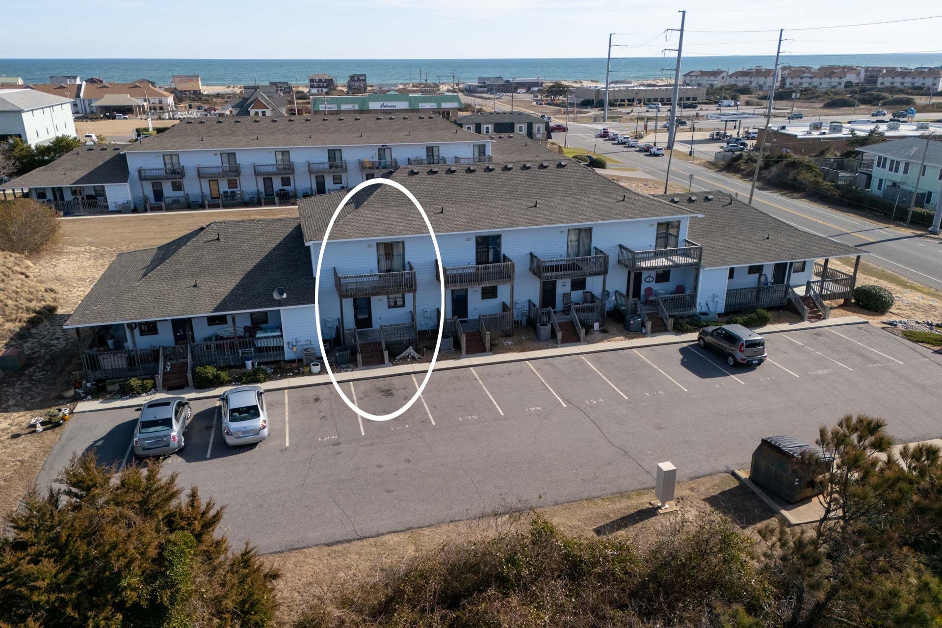 128 W Kitty Hawk Rd, Kitty Hawk