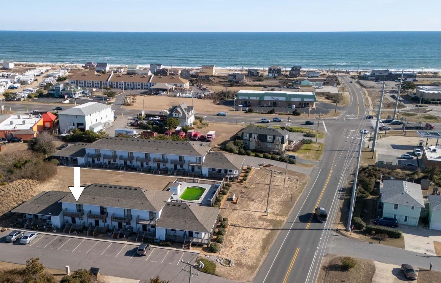 128 W Kitty Hawk Rd, Kitty Hawk