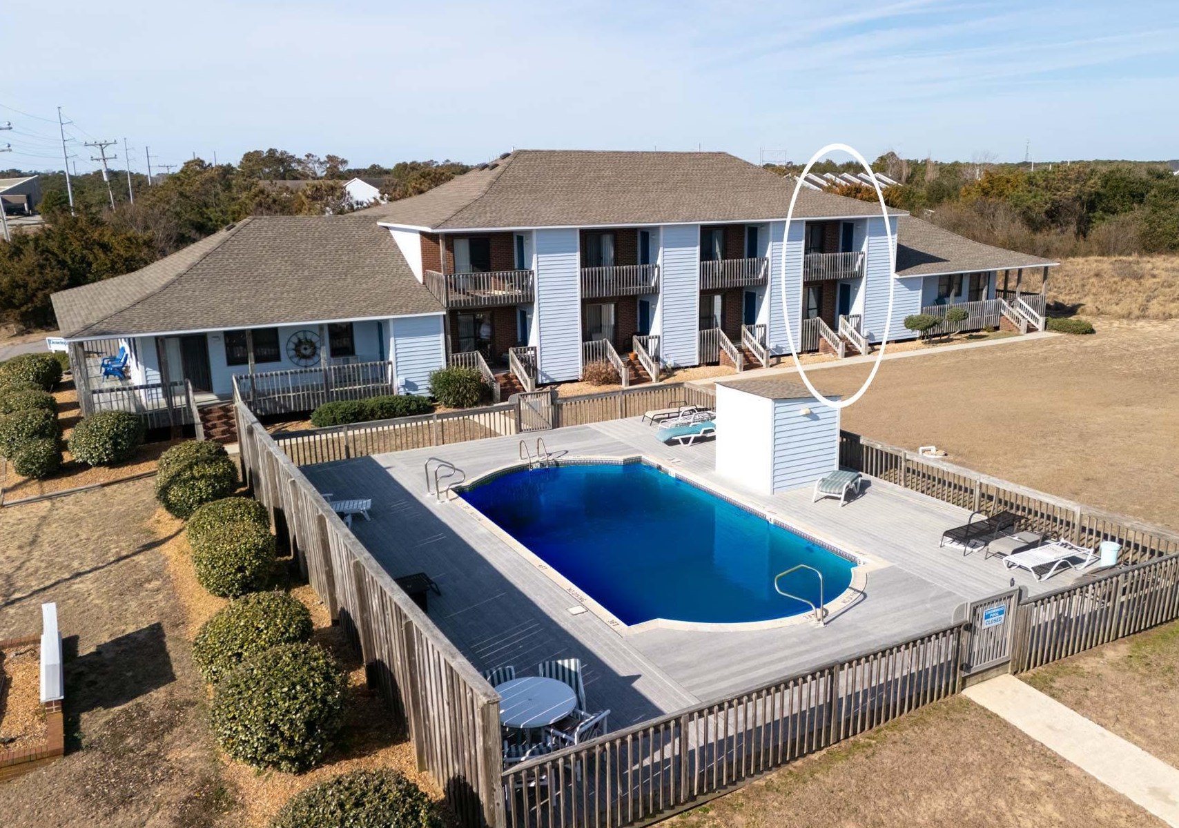 128 W Kitty Hawk Rd, Kitty Hawk