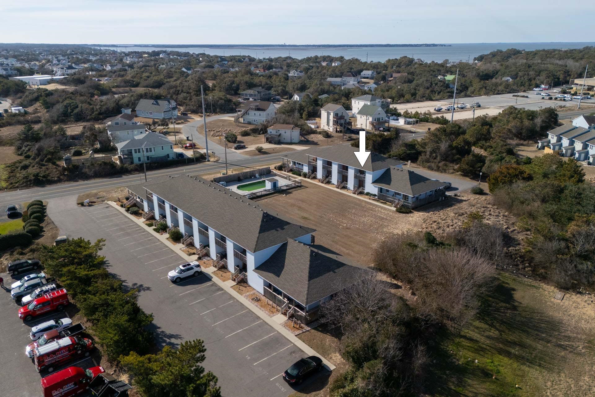 128 W Kitty Hawk Rd, Kitty Hawk