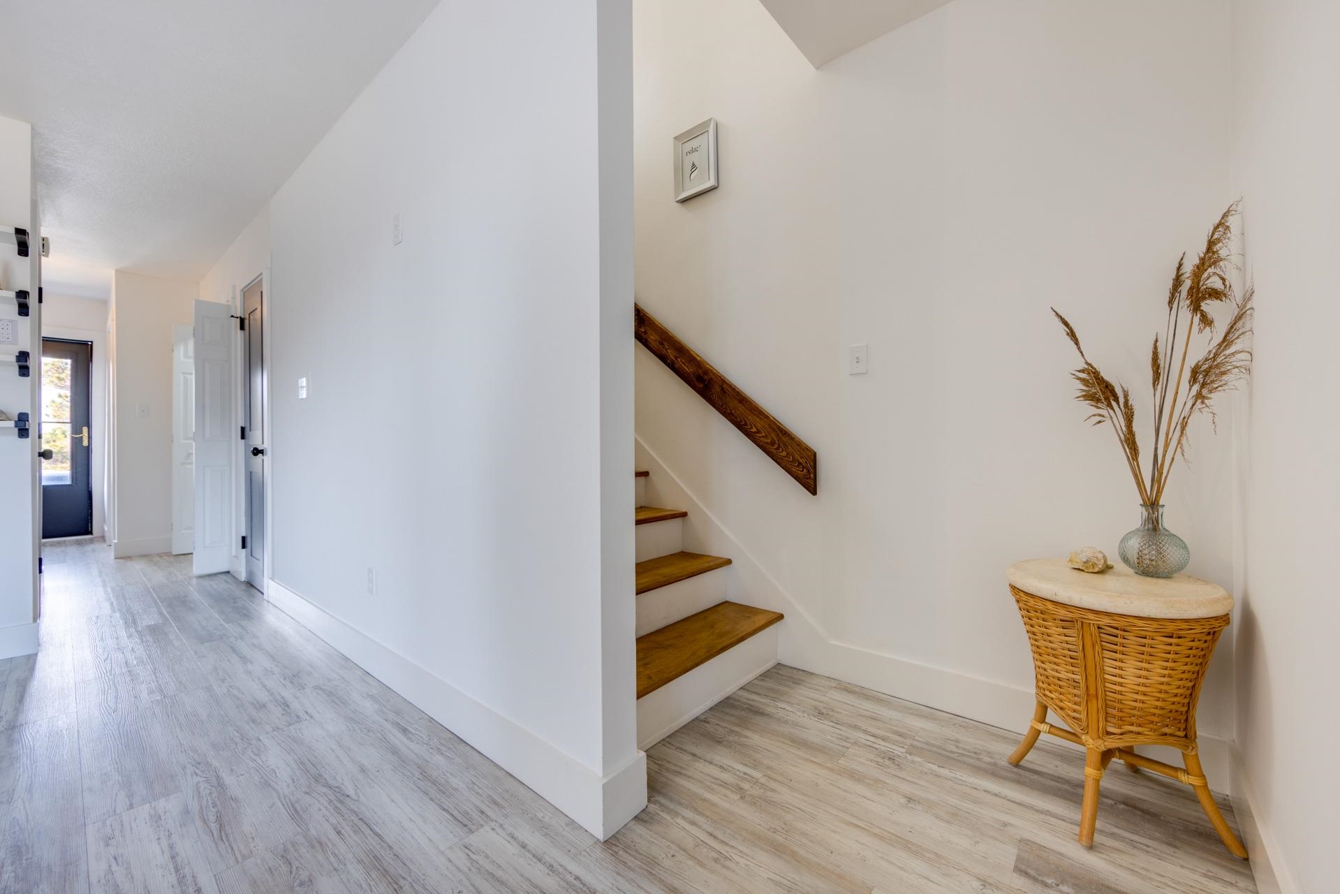 128 W Kitty Hawk Rd, Kitty Hawk