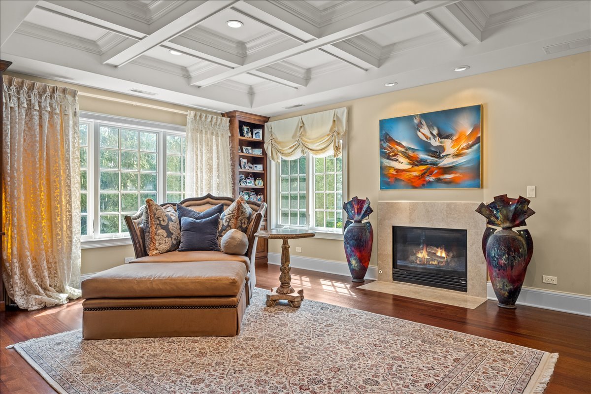 1098 Sheridan Road