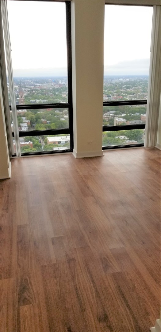 1660 N LaSalle Drive Unit: 3010