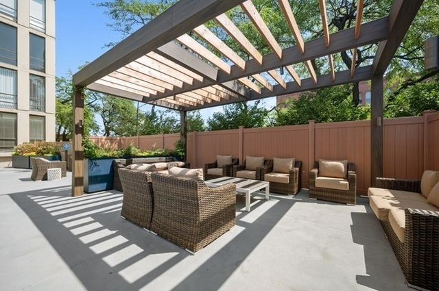 1660 N LaSalle Drive Unit: 3010