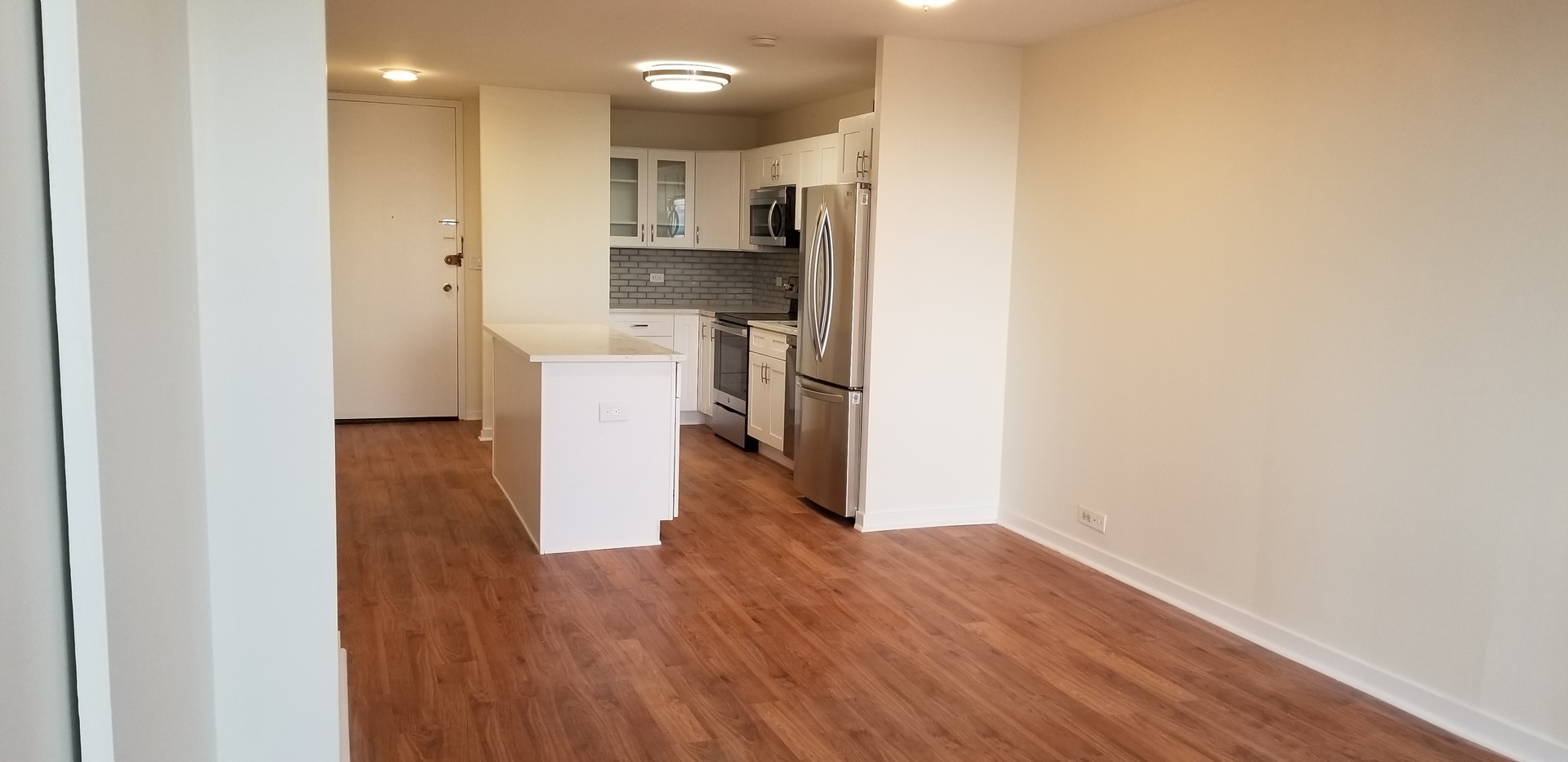 1660 N LaSalle Drive Unit: 3010