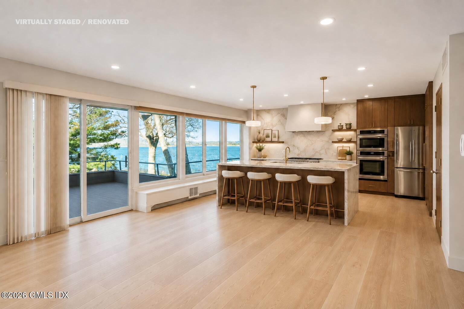 39 Chippechaug Trail