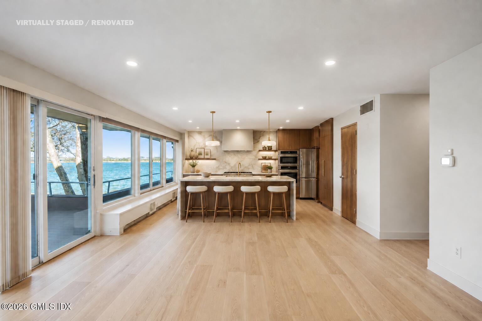 39 Chippechaug Trail