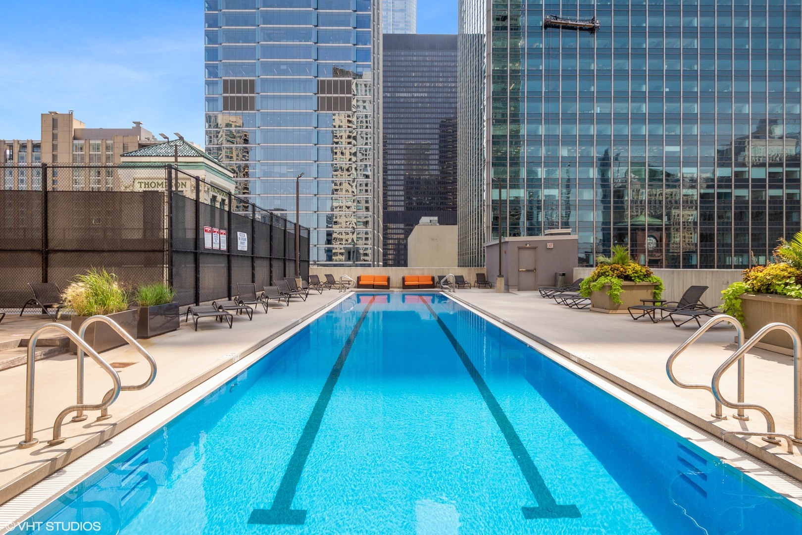 345 N La Salle Drive Unit: 2505