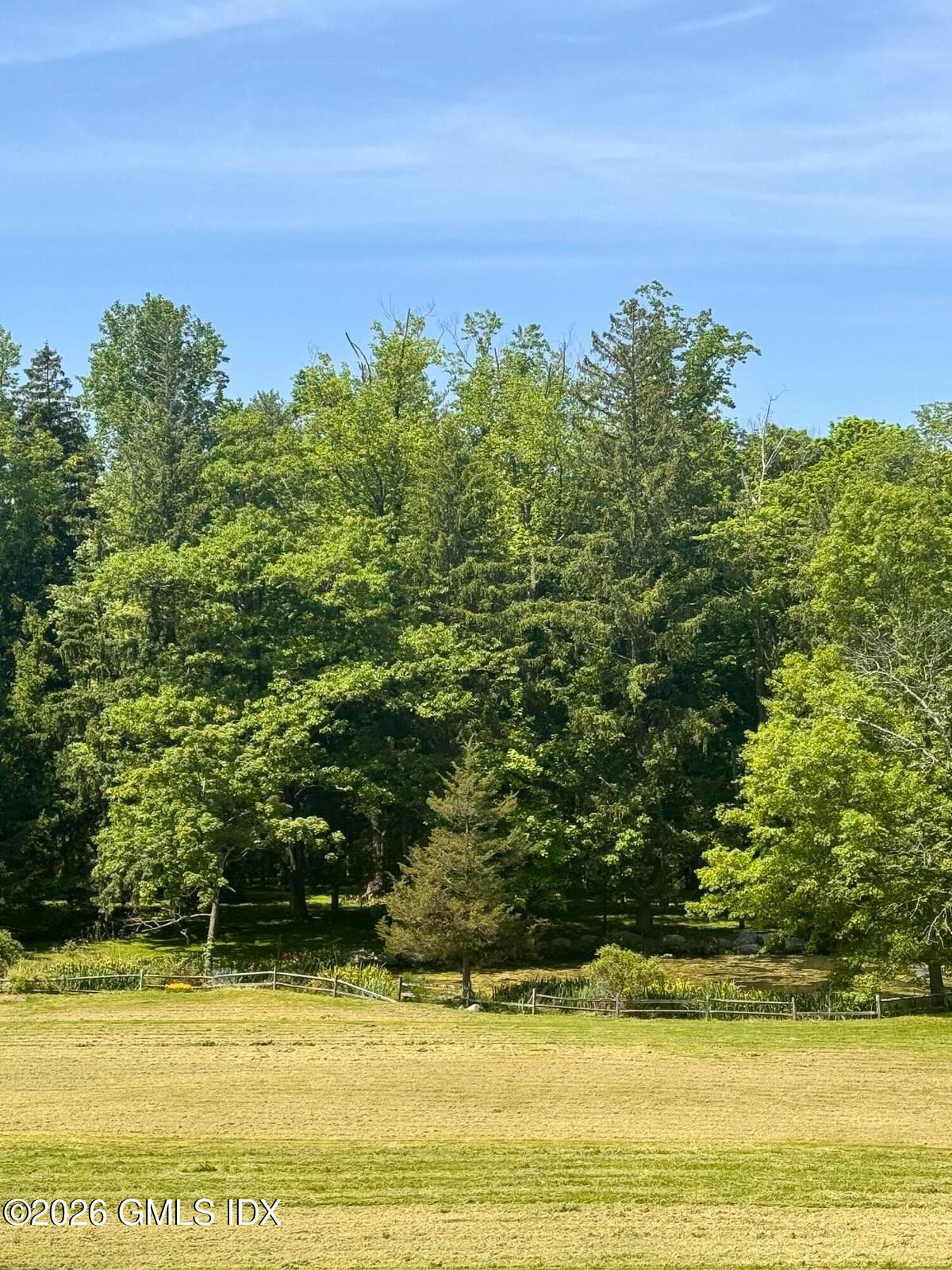 532 Round Hill Road