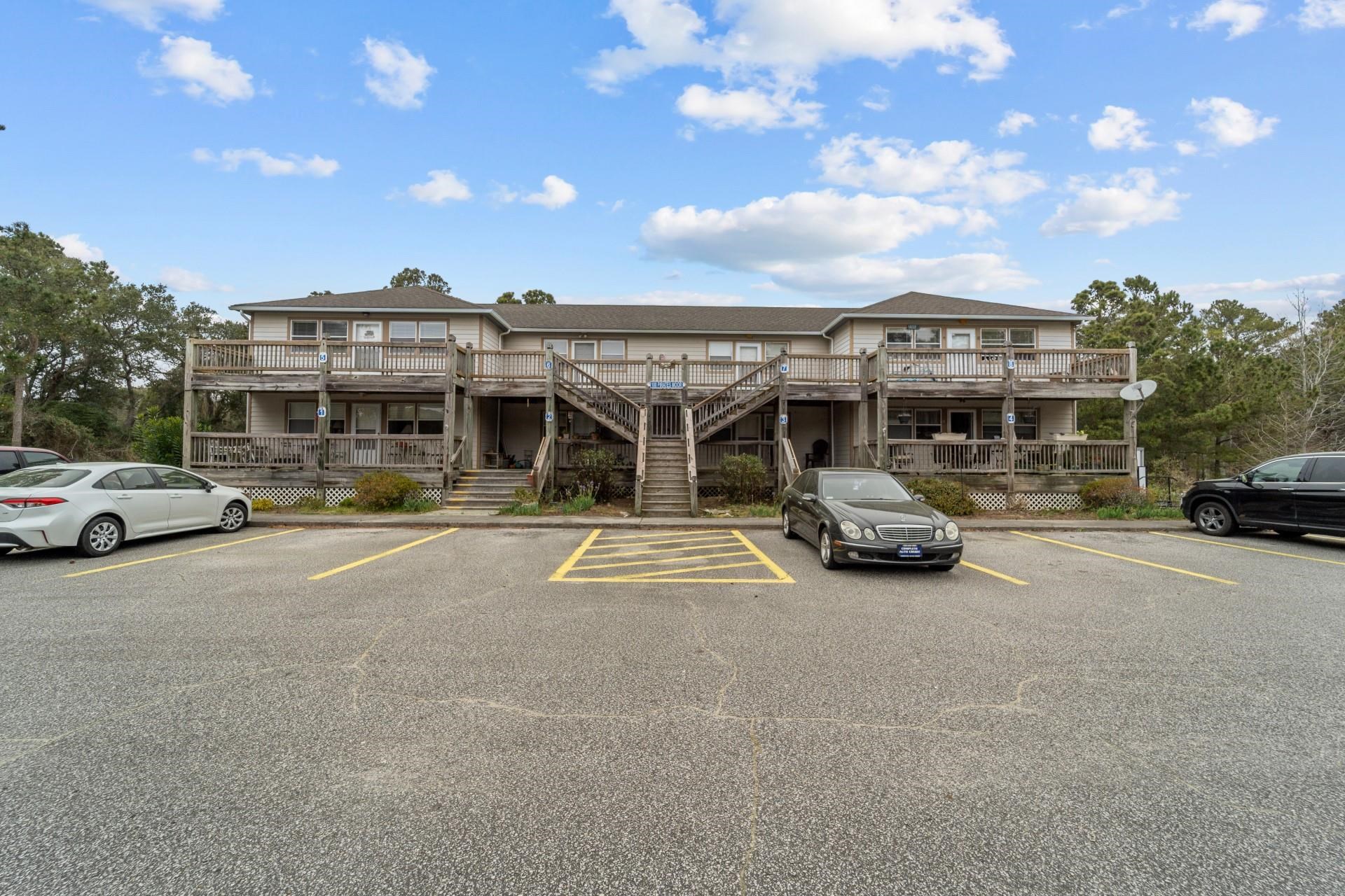 100 Pirates Moor Drive Unit 3