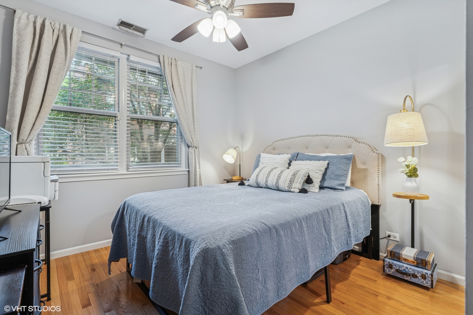 301 W Goethe Street Unit: 302