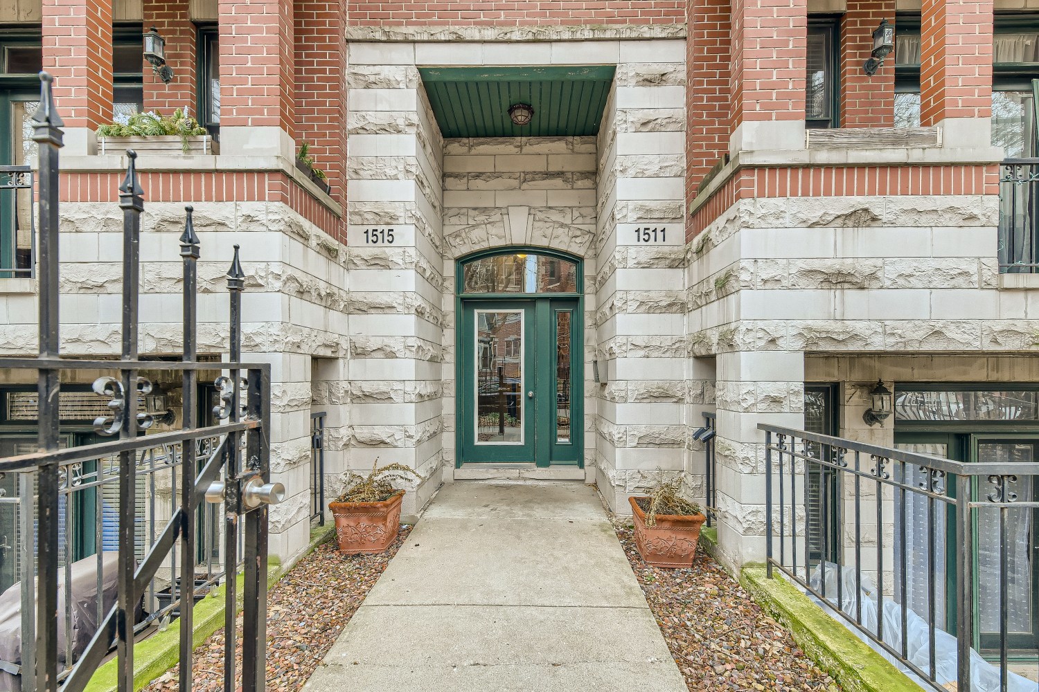 1515 N Hudson Avenue Unit: 2