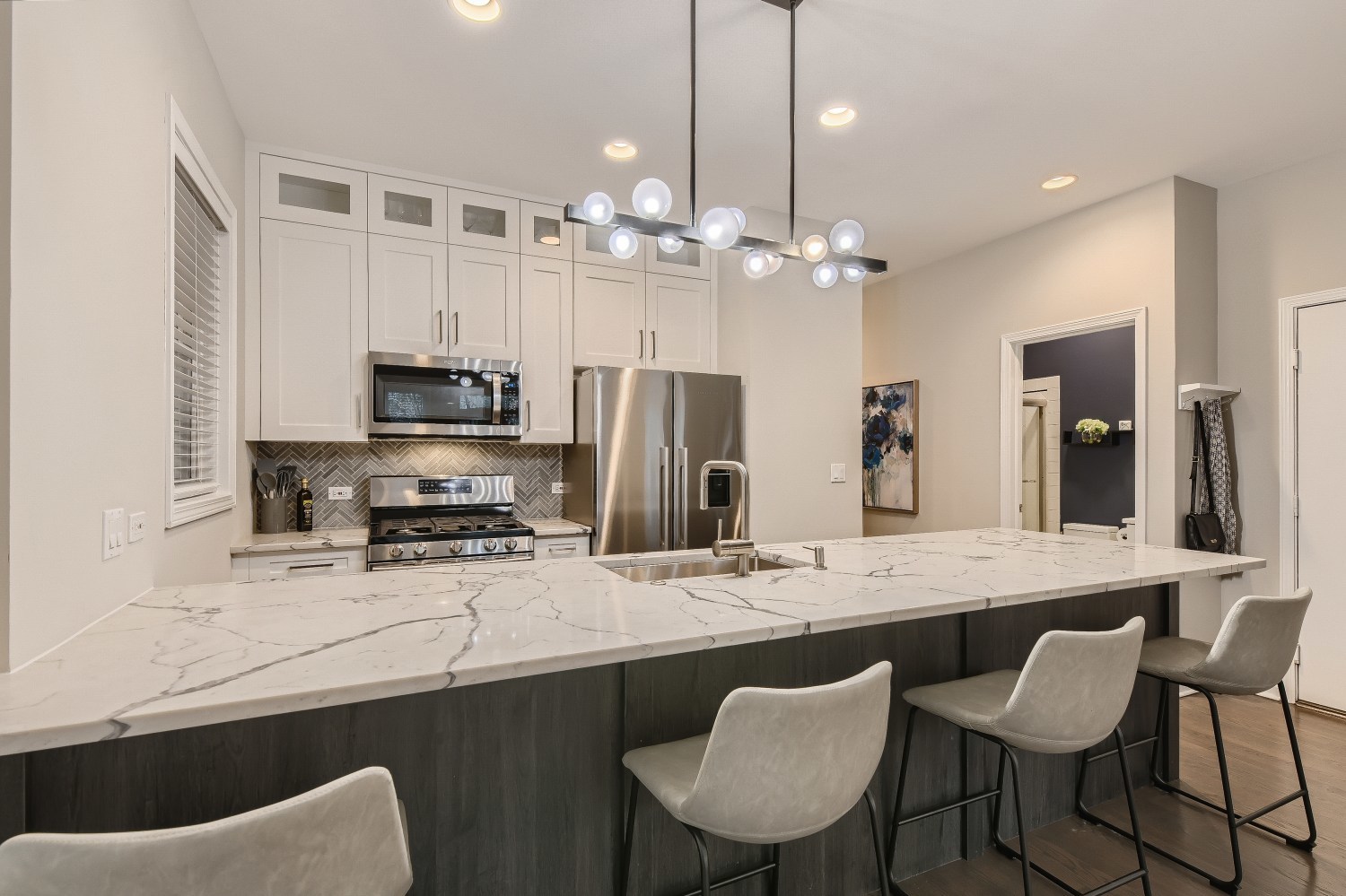 1515 N Hudson Avenue Unit: 2