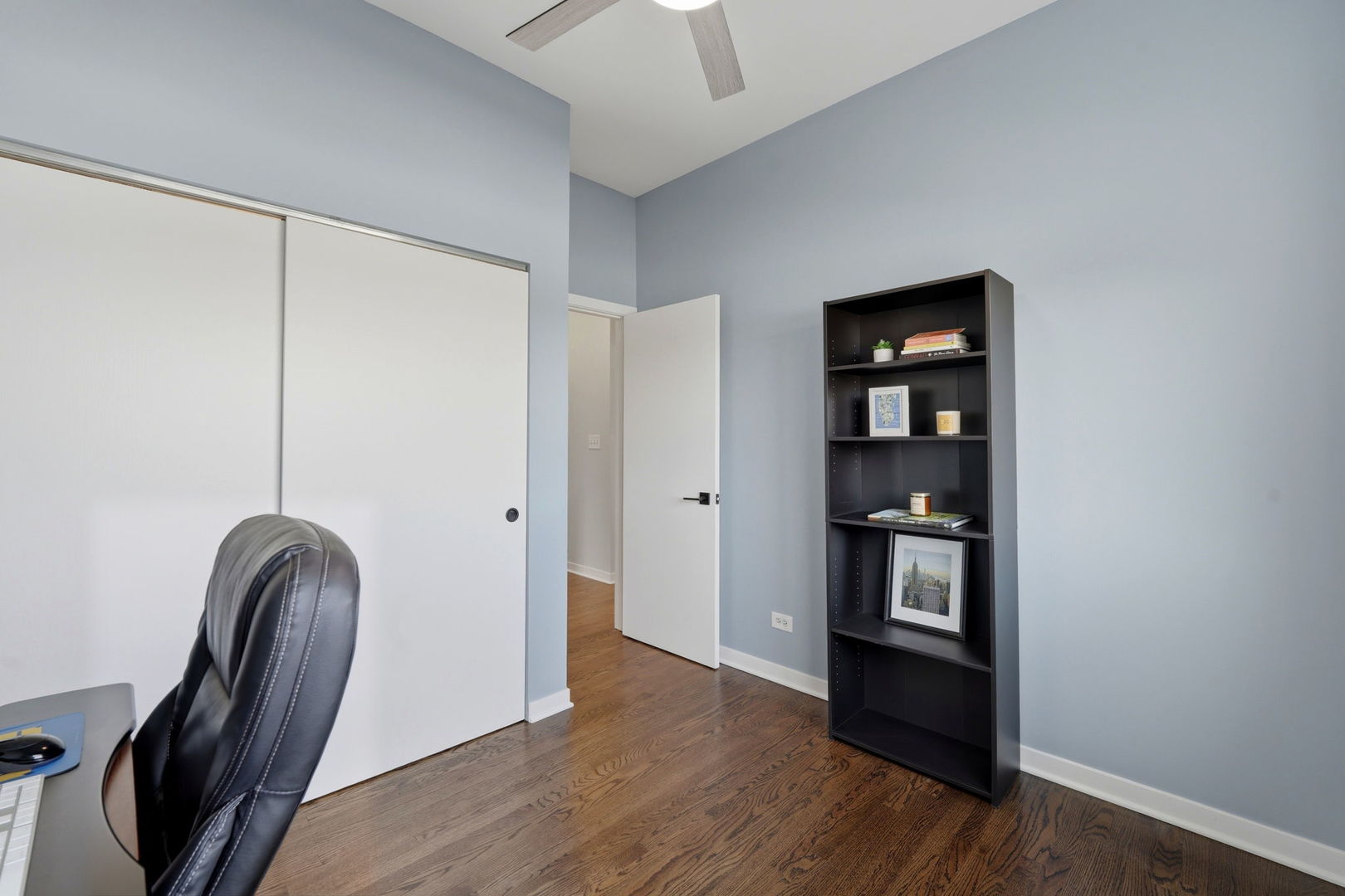 2126 W Armitage Avenue Unit: 4