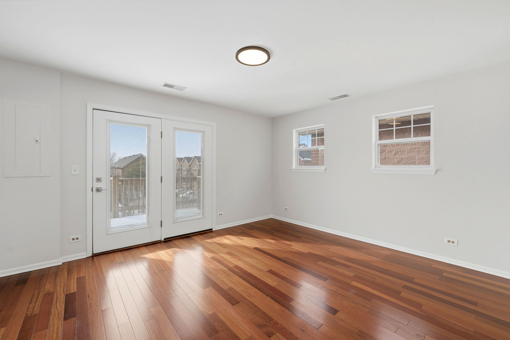 1156 N HOWE Street Unit: C