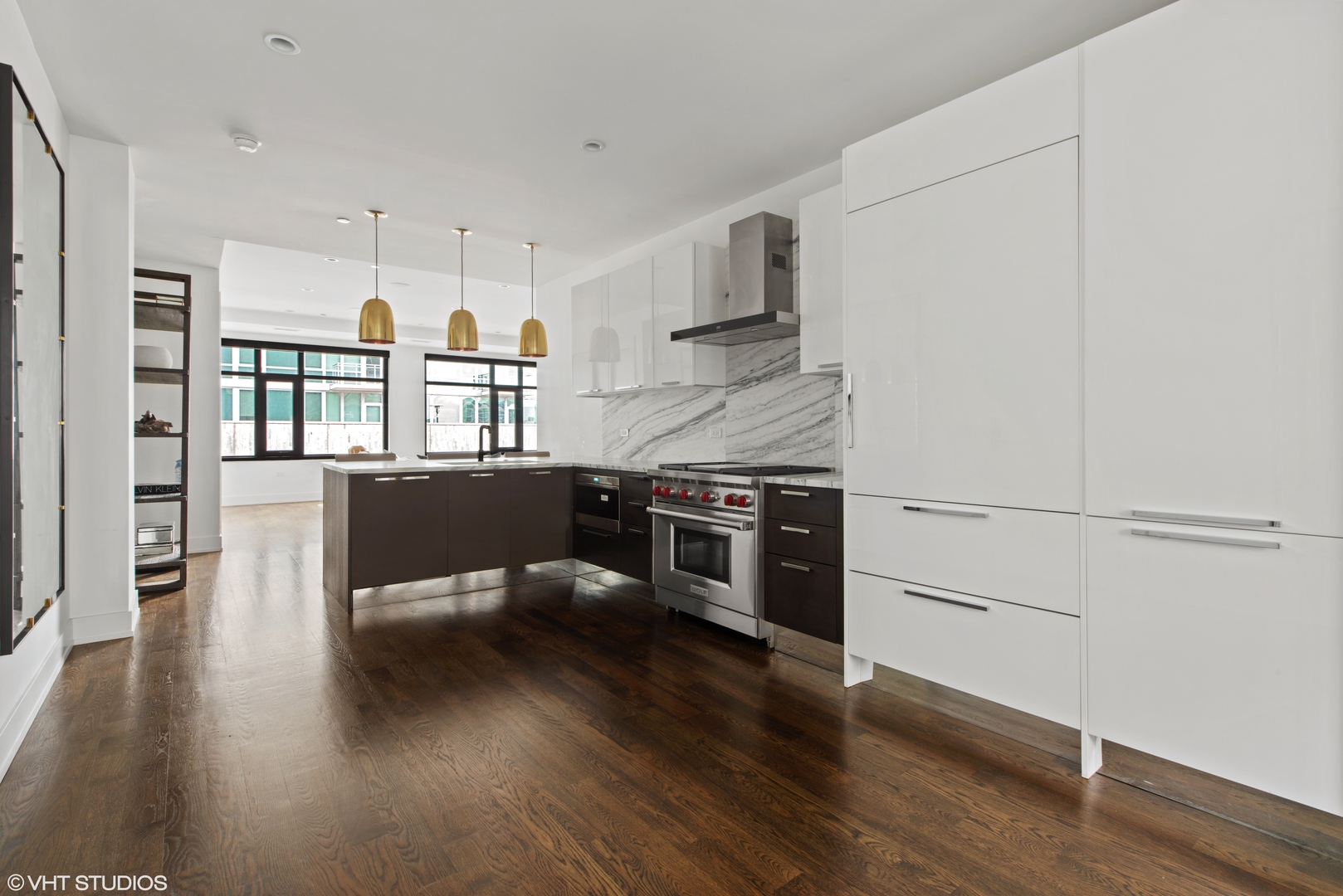 668 N KINGSBURY Street Unit: 507