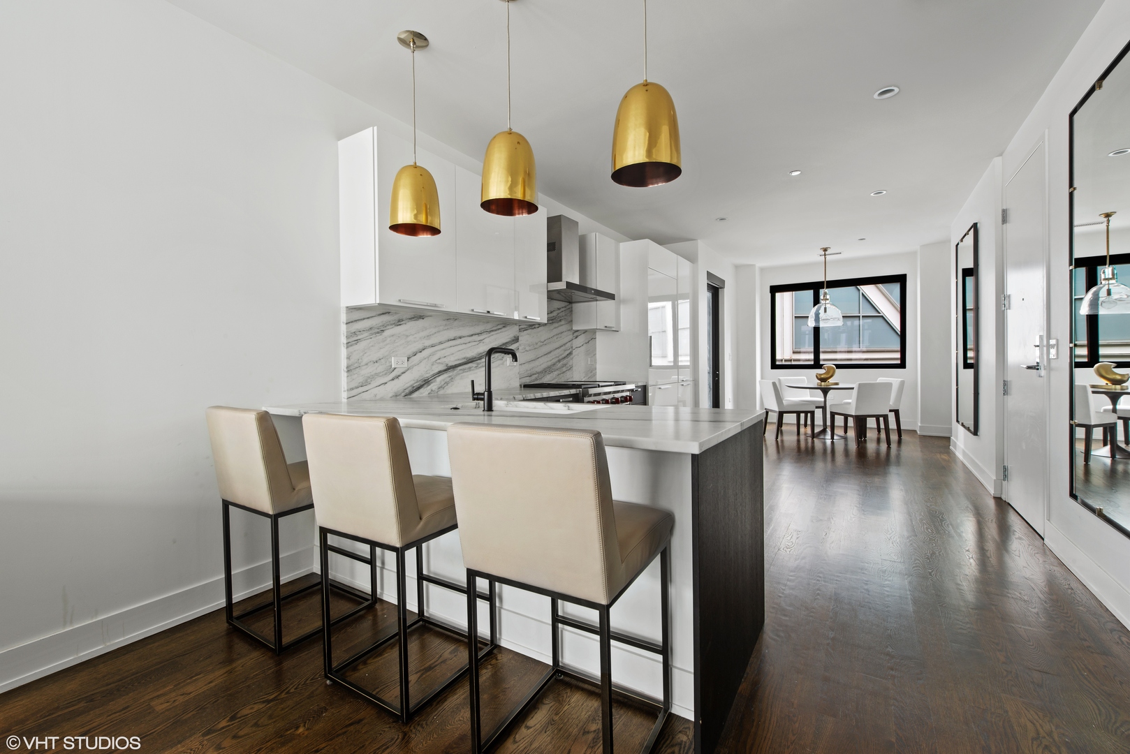 668 N KINGSBURY Street Unit: 507