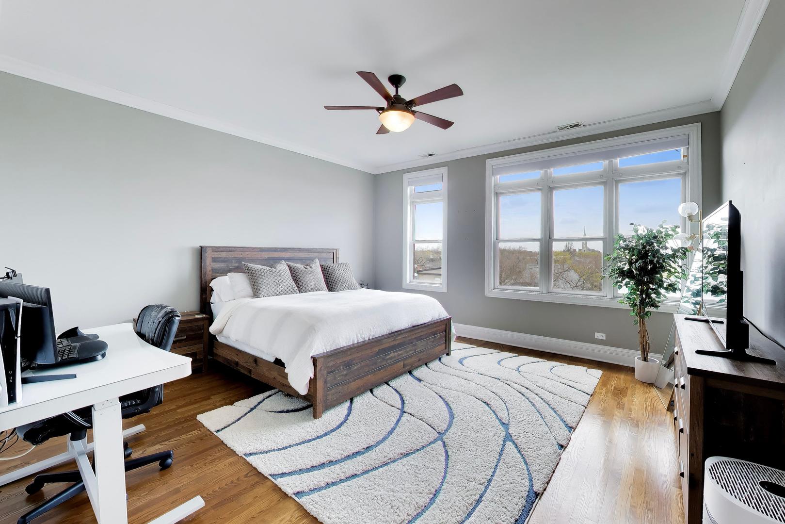 3028 N SHEFFIELD Avenue Unit: 4S
