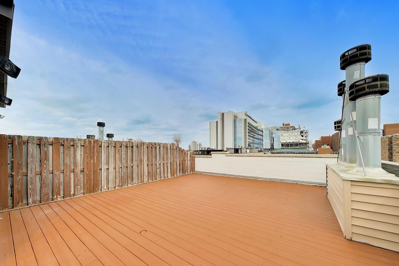 3028 N SHEFFIELD Avenue Unit: 4S