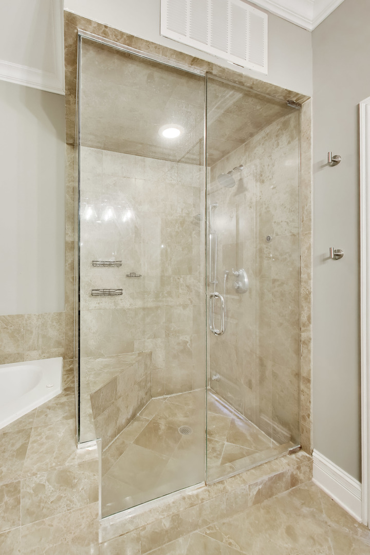 3028 N SHEFFIELD Avenue Unit: 4S