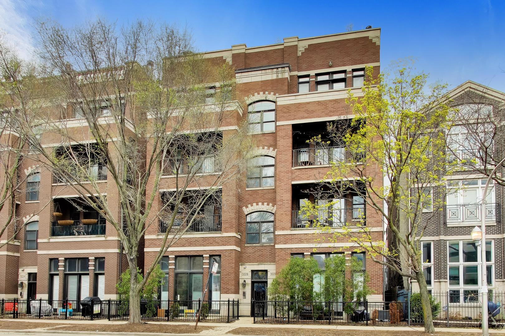 3028 N SHEFFIELD Avenue Unit: 4S