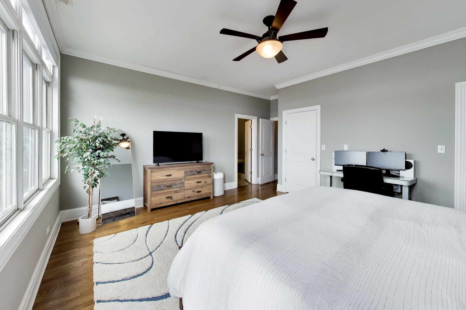 3028 N SHEFFIELD Avenue Unit: 4S