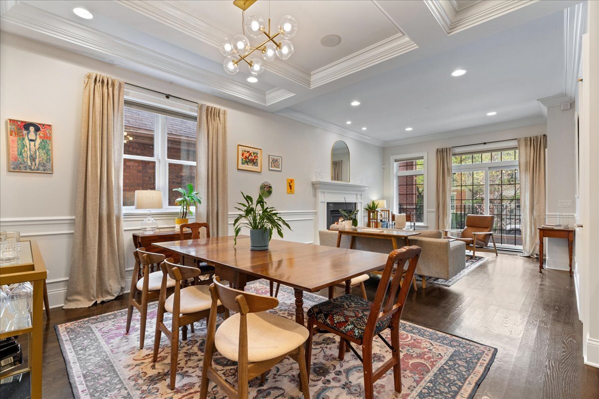 2946 N Damen Avenue Unit: 1