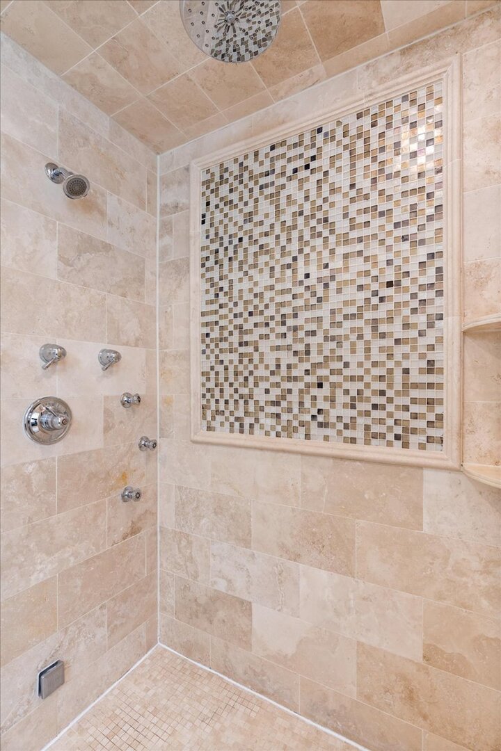 2946 N Damen Avenue Unit: 1