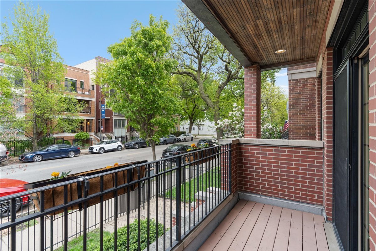 2946 N Damen Avenue Unit: 1
