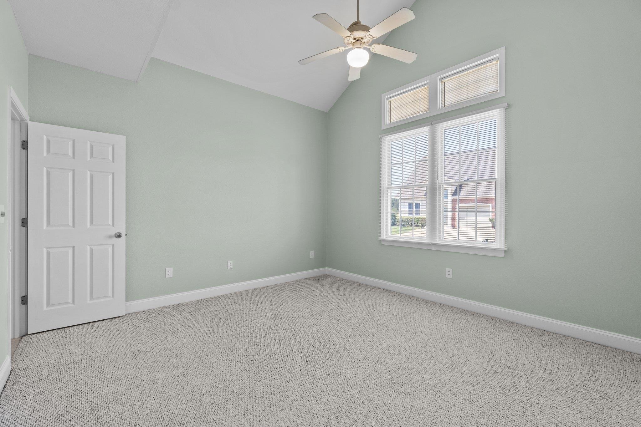 104 Gables Way Unit 2B