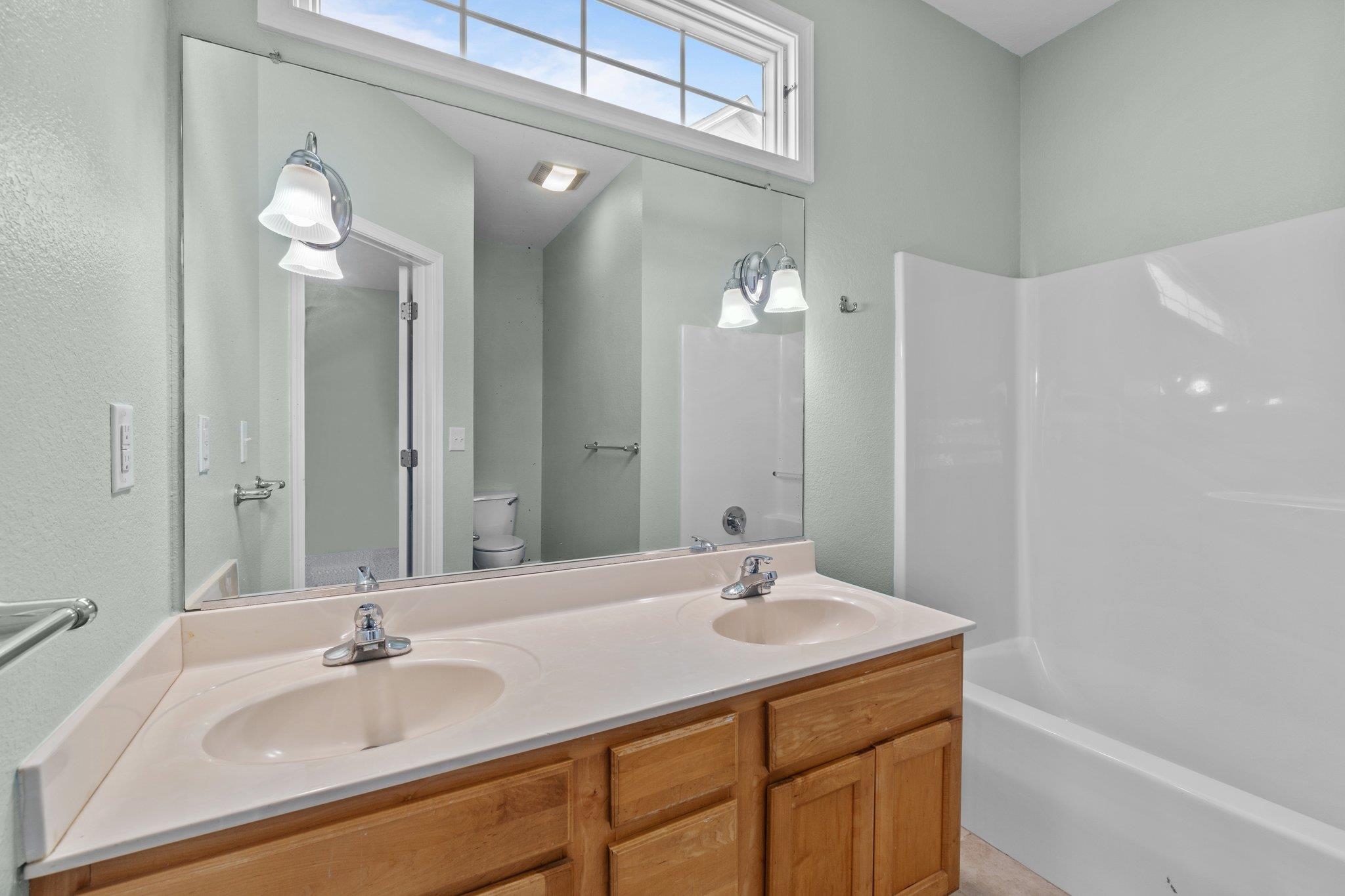 104 Gables Way Unit 2B