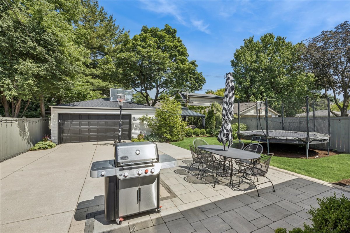 735 Ashland Avenue