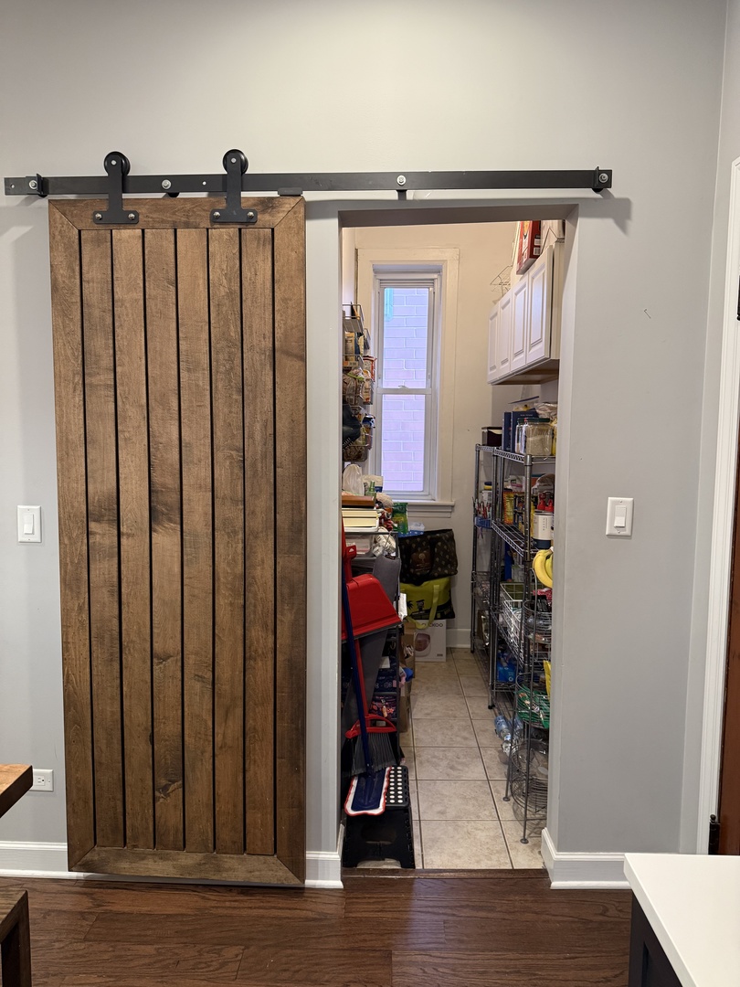 1815 N Paulina Street Unit: 1