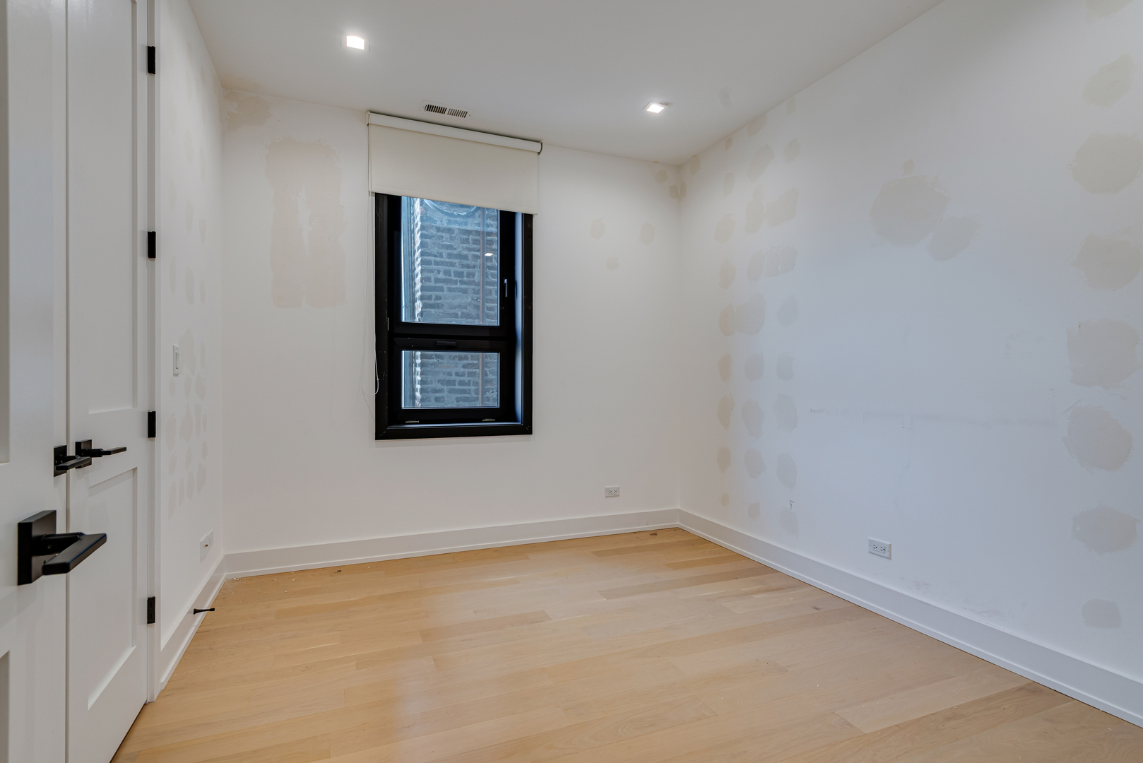 1524 W Chicago Avenue Unit: 2E