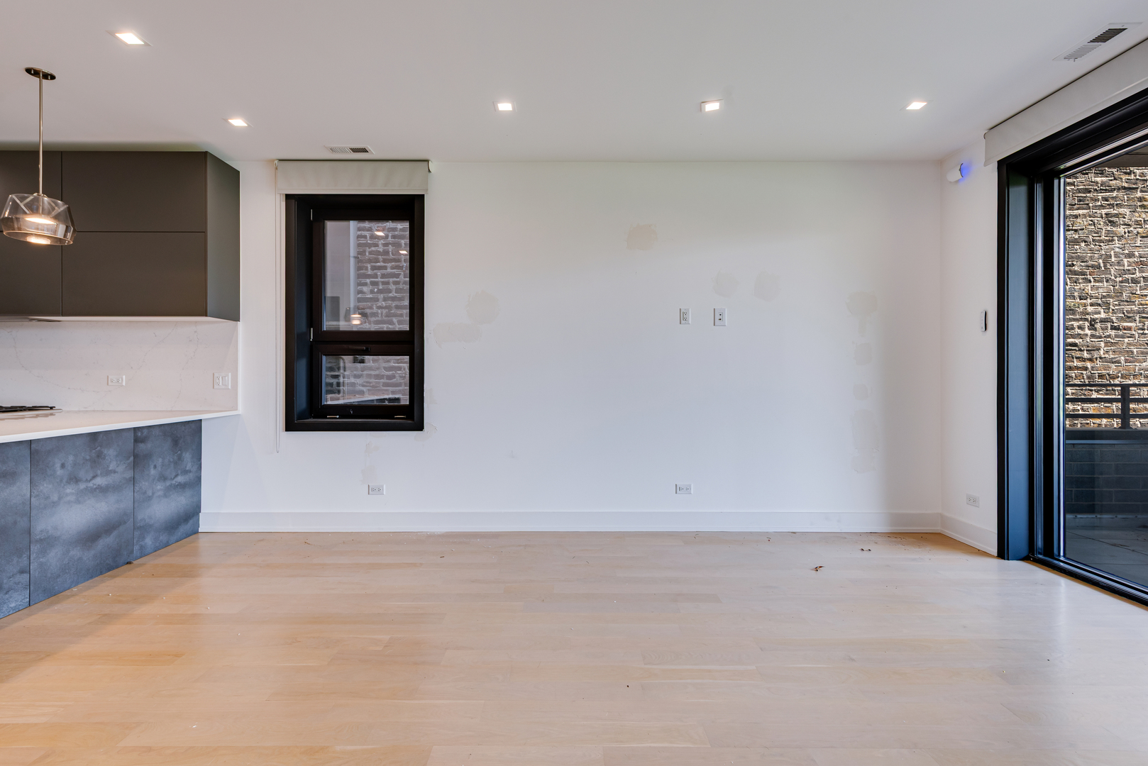 1524 W Chicago Avenue Unit: 2E