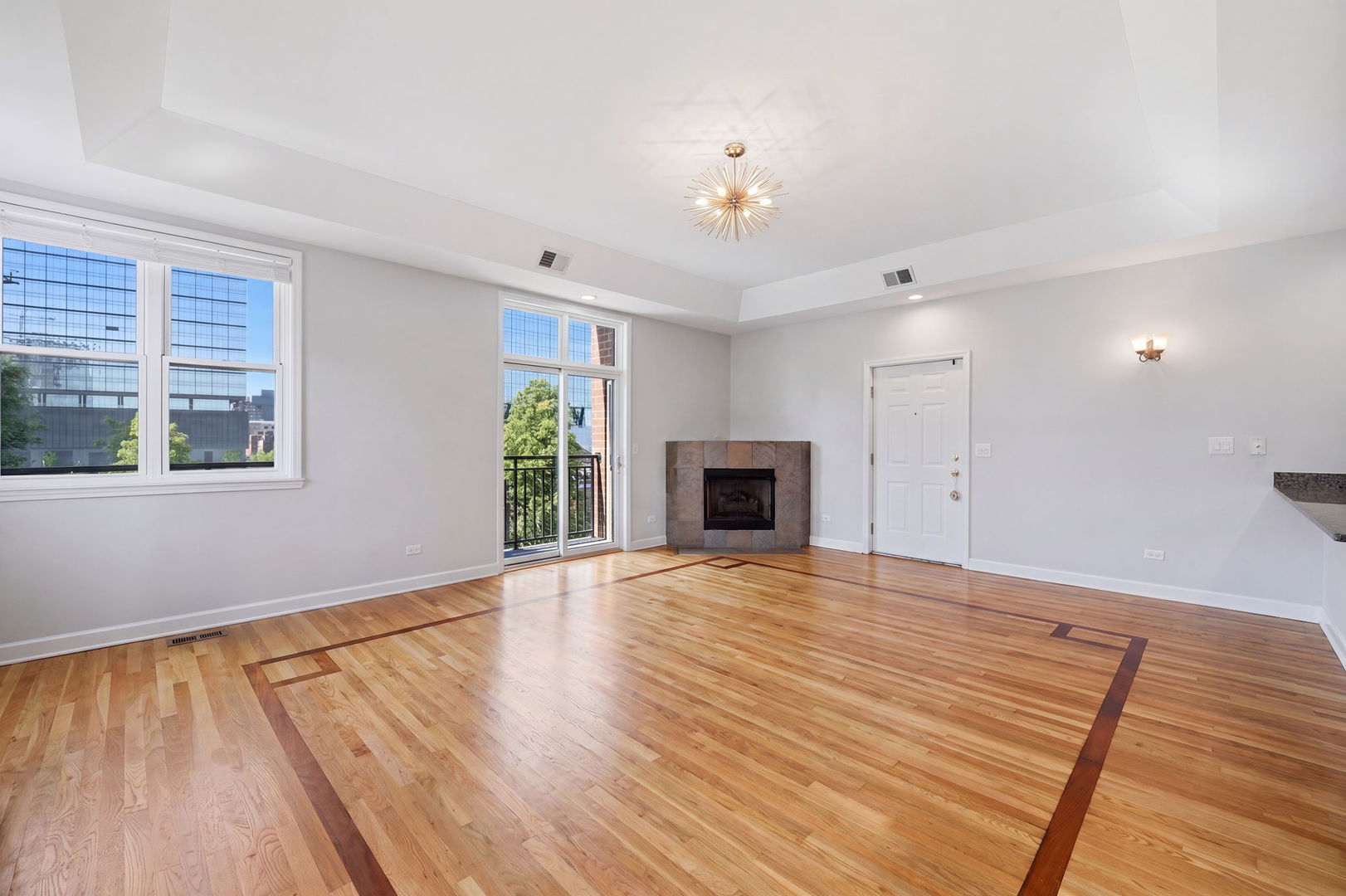 814 W Hubbard Street Unit: 4