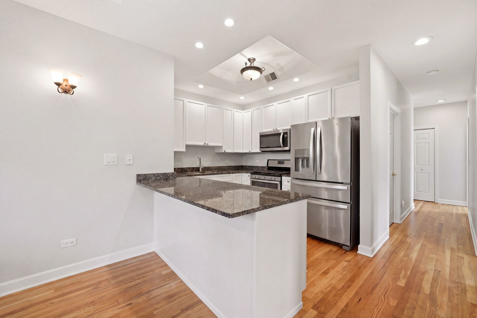 814 W Hubbard Street Unit: 4