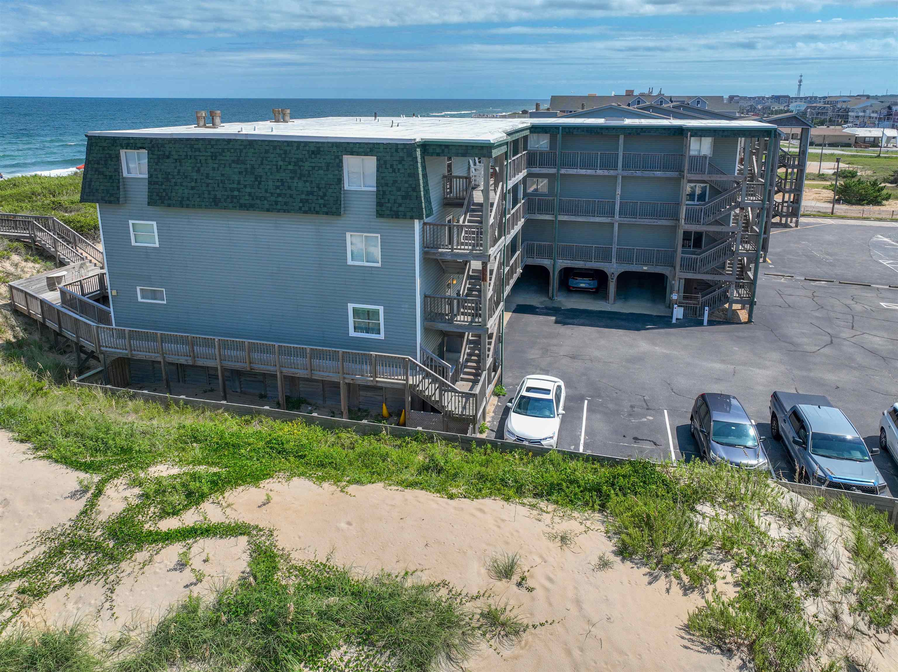 1401 S Virginia Dare Trail Unit 11